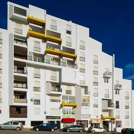 Apartment A12 - Da Luz Center *